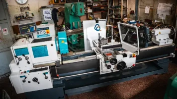 Completely re-manufactured lathe TOS SN 63/2000 Classic - Available immediately! - Image